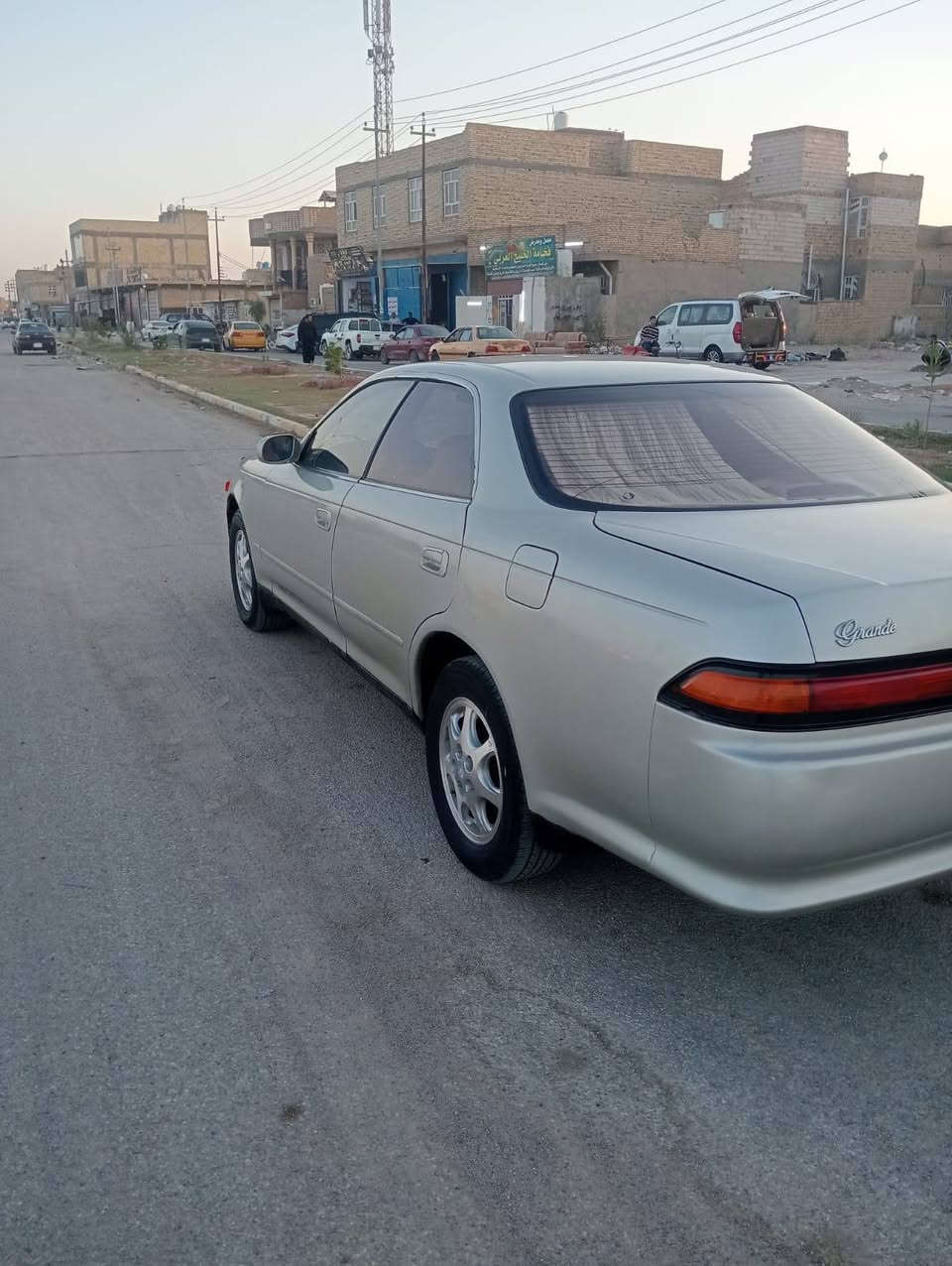 سلام عليكم مارك لبيع مكفوله كفاله من ضربه ولعيب شرعي ونغل جثه محرك فيفيتي فيشه وحده كير اكسن تبريد شغال رقم  بغداد سنويه جديده 27 مشروع وطني  لون ذهبي سعرها62 وبيه مجال لشراي يتصل***********
