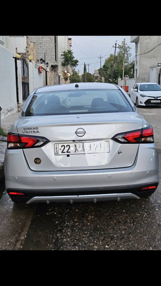 نيسان فيرسه محسن امريكي موديل 2023 .
سياره بي بونت و جملخ سبخ و قطعتين امريكي بس امريكي ما احسب سياره جديد علا وضع شريكة ماشيه 33 الاف 
سعر سياره 120 $ مكان شيخان قريب دهوك و موصل 
رقم تلفون ***********بی واتساب . الشيخان, نينوى
