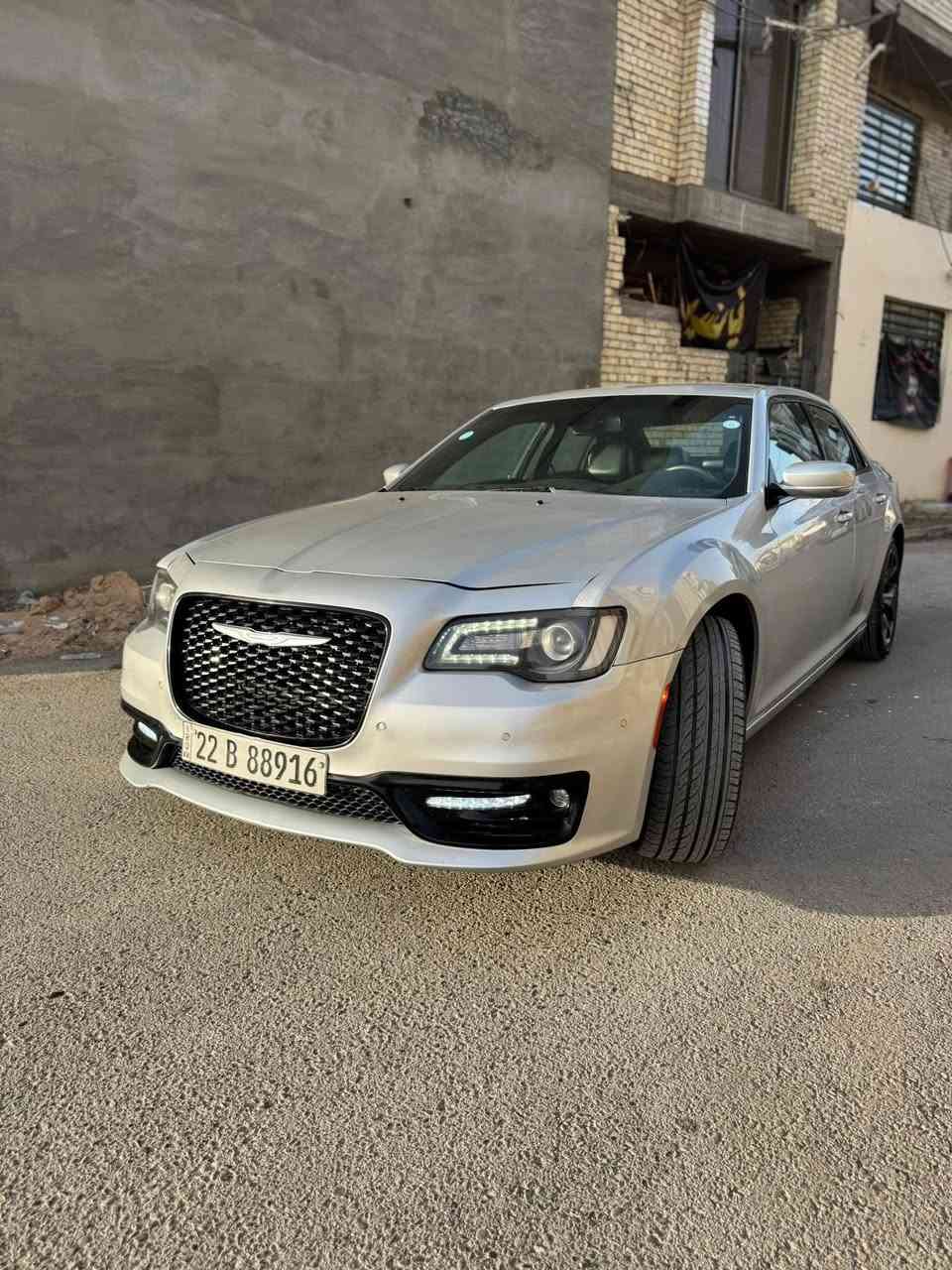 السلام عليكم
للبيع كلايسلر S300 2021
فول مواصافات عدى الرادار 
كشنات جلد شعار S تدفئه كهرباء الاماميات 
حساس امامي خلفي
نقطه عمياء
هيتر مرايه جانبيه 
بنوراما نضام الصوت الباين وباقي مواصفات ال Sمعروفه 
السياره حيل نضيفه واستعمال شخصي 
ماشيه57000mi
كل نقص ما بيهه تخم تاير صارله شهر مشدود باتري قبل ٢٠يوم ماء راديتر ادينول الماني  منضومه زنون 350$ بولش ونانو سيراميك شركةMFR ضمان ٣سنوات 
حادث السياره موضح بلصور تبديل بنيد فقط وبيهه قطعتين كلير من امريكا  ايرباك دشبول واستيرن دشبول جديد مبدل وكذلك استيرن  السياره ب اسمي سنويه وهزه جدد  تحويل فقط ما اسوي وكاله مكان بغداد الامن العامه *********** 
السعر 27000 يعني 270
وبي مجال بسيط للشراي
