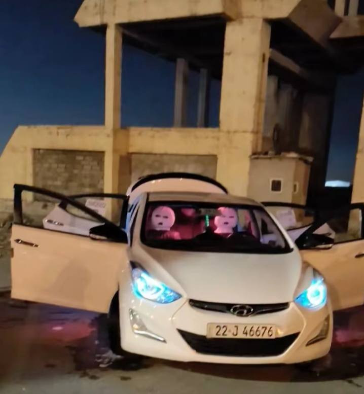 السلام عليكم سياره النترا مضلع 2016ضررها باب بس سياره مرتبه ونضيفه السعر شده و٣٠ وبيها مجال ***********
