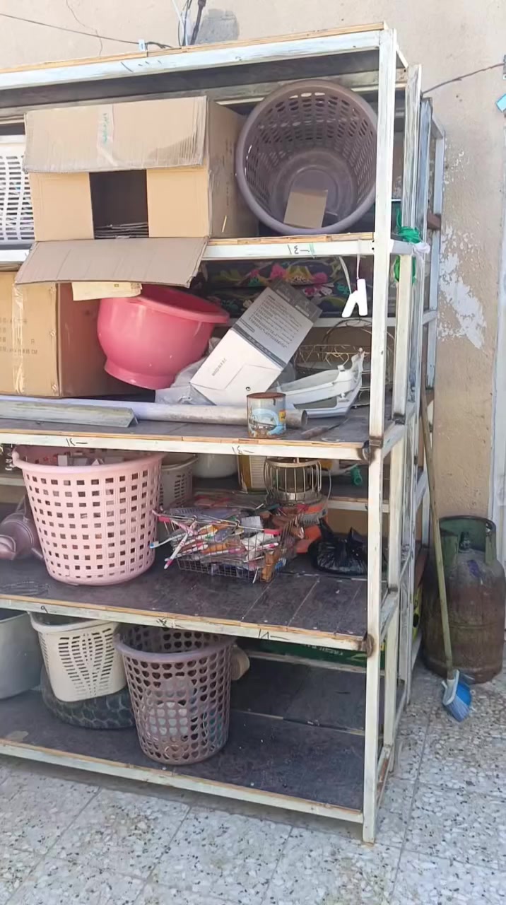 رفوف حديد 2ملم يعني القوي للبيع العدد ثلاثه الطول اربعه متر والارتفاع اثنين متر الاستفسار على الرقم *********** العنوان البصره حي الاحرار
