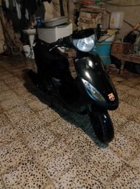 ماكس • نقصه تريش وسلف • شارع 80