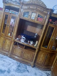 معرض ماليزي نضافه فول لا مبوط ولا زلغ مابي اي شي وشوفت عينك المكان حله...