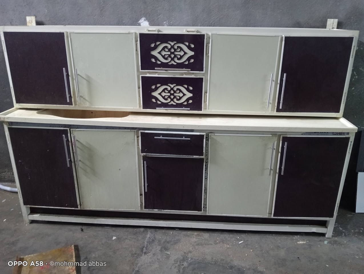 سلام عليكم كاونتر تسكام المنيوم للبيع طولة 2.75
مع مرمر نضيف السعر 350 الشراي يجي يشوفة


**إذا كنت صاحب هذا الإعلان وتريد حذفه لأي سبب، رجاءا أرسل رسالة إلى الدعم الفني**