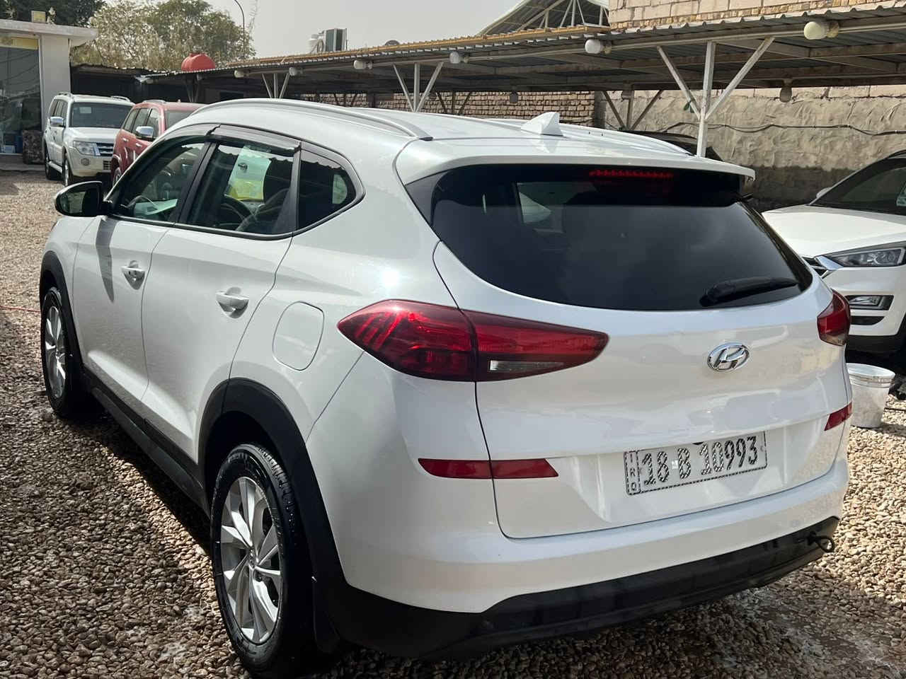 لللبيع توكسان وارد ٢٠٢١
حادثه جاملغ وبنيد مبدل اصلي 
سياره بدون صبغ السعر١٥٧ورقه وبيها مجال
لاستفسار ***********
محرك ٢٠٠٠شاشه جبيره كشن كهرباء كامره ماشيه ٥٨)لف
