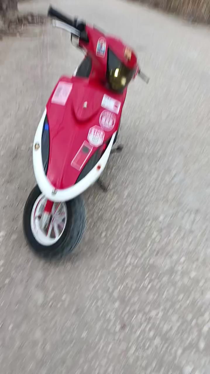 السلام عليكم
ماكس عدله 

دراجة بلادي 49مكينه مكفولة كفاله عامه المكينه من تبخير وتنقيص ومفتوحه 

ودراجه كلشي مانقصها متذب عليها الوالف كلشي شغال 

شلعه معدل فول 

سلف هندر بكل وقت 

سلف بلادي

دبلات بلادي

ضفيره بلادي 

سوادات مختمات ويا مكينه ختم واحد

دراجة متعوب عليها 

تأخذ متذب عليها الوالف كلشي شغال 

شلعه معدل ماتنكض 

كابريته بلادي 

صالنصه صجميه سبع الوان 

وياله نجمه 

المكان بابل الحله 

الرقم ***********

واليكسر بحلال العالم الايخابر والايرسل
