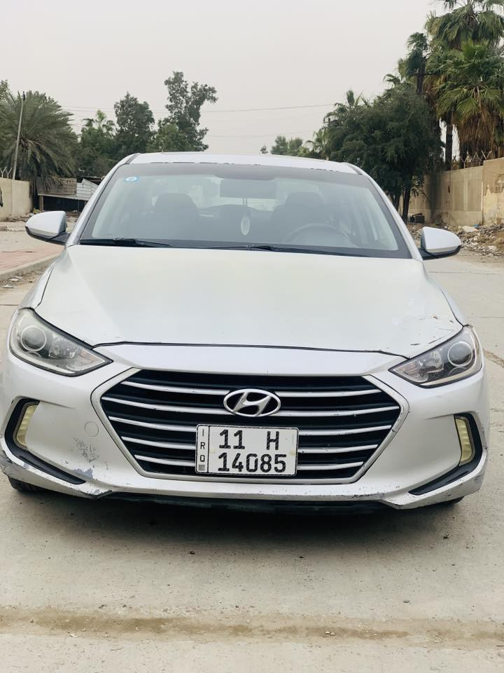 السلام عليكم 
النترا 2017 امريكي حادثهه جاملغ وبنيد 
اللون رصاصي وبيهه رش باب وجاملغ خلفي 
مواصفات 1/1
بصمه
فتحه
تدفئ كشنات
كشن كهربائي
ماشيه 156 الف ميل
لايت زنون اصلي عالي
رادار جانبي
مكينه 2000 دوش
كير ate 
رقم بغداد انكليزي

السعر 120$
 العنوان بغداد مدينه الصدر كسره وعطش قرب محطه بانزين الحميديه

للاستفسار ***********
