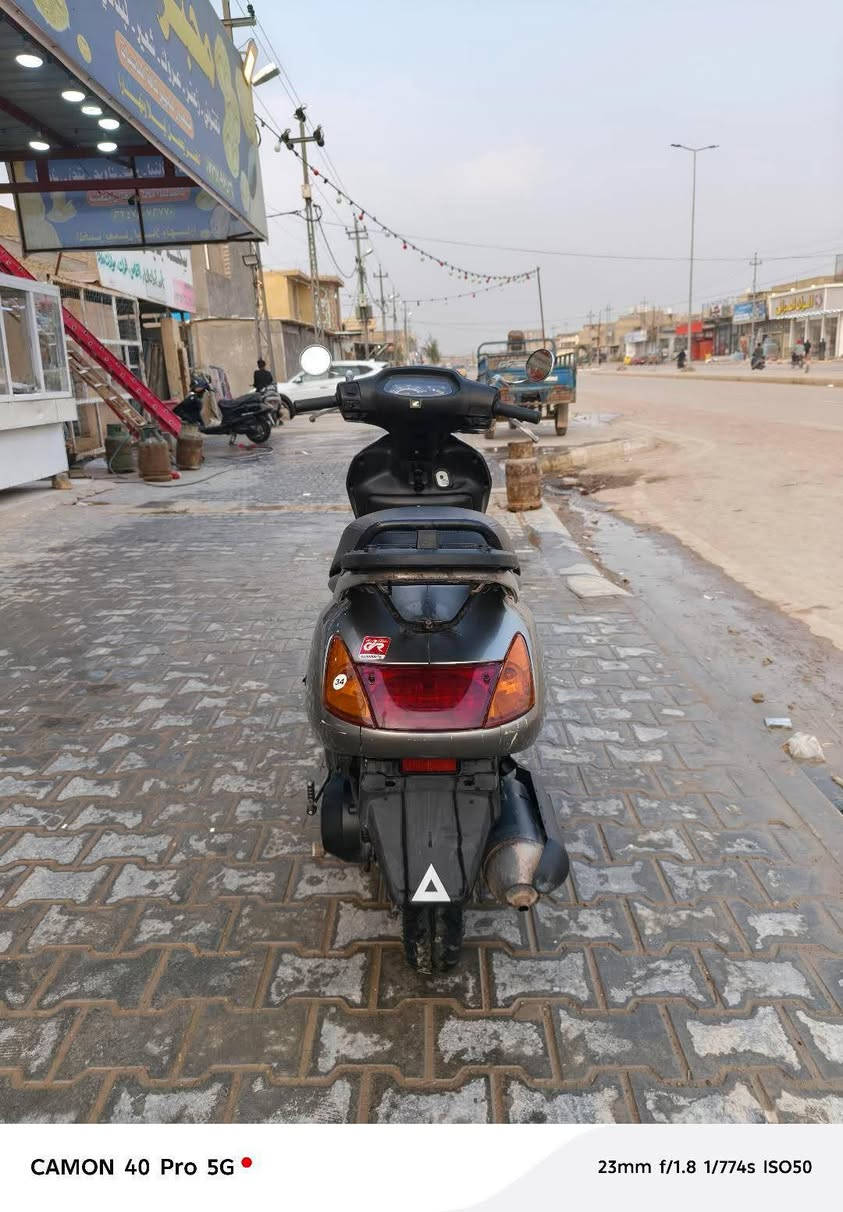 سلام عليكم دراجه سبيسي ياباني مبدل بس ولفات صاله شهرين نازله رمبه كفرات اصلي كلشي شغل دراجه جديده ***********عنواني كوت خاجيه شارع اربعين الشراي يتصل عل رقمك.
