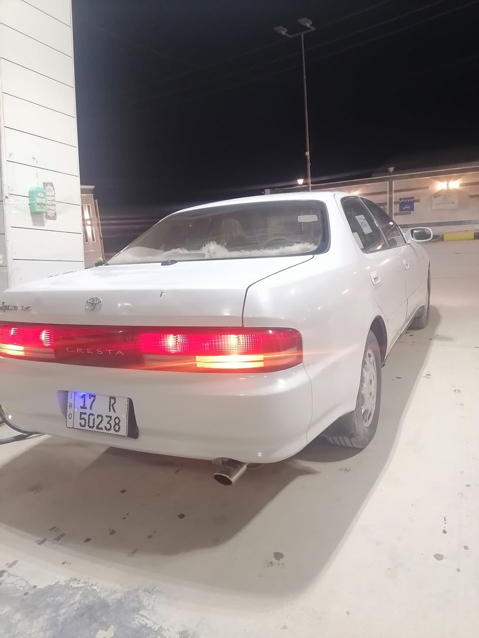 سلام عليكم
كرسته نفخ للبيع 
موديل 199‪3
لون لؤلؤي 
رقم مثنئ سياره هزته بعدها ما صاقطه 
سنويه لل29 راعيه موجود شرط مداور 
كير مكينه ٢٥٠٠ديلكو تبريد جاهز نقص بس غاز 
حداديه نضيفه.      تخم تاير نضاف 
السياره مكفوله من الضربه القويه والعيب الشرعي والاصوليات 
السعر 65 بيه مجال للشراي 
مكاني ذي قار 
قضاء الشطره للستفسار ***********‪
