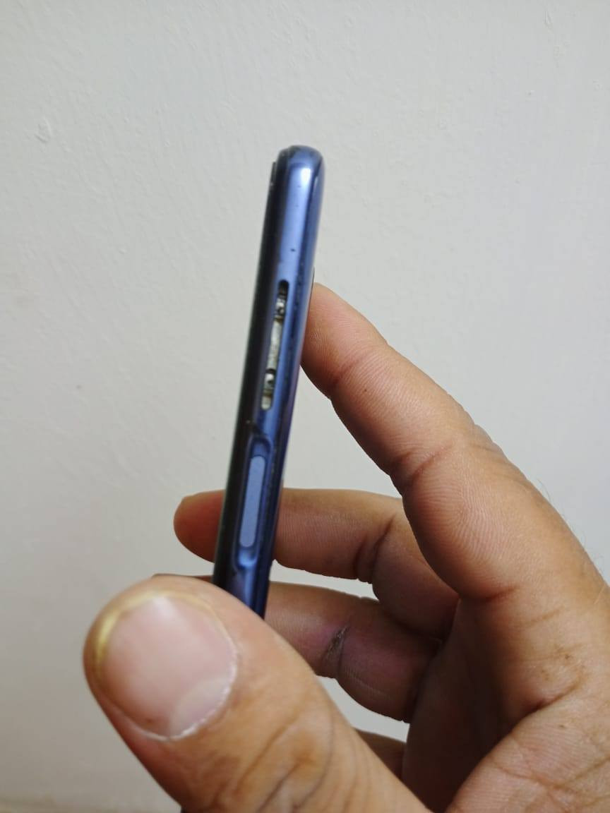 سلام عليكم Redmi Note 9 Pro
ذاكرة 128 جهاز بي فطور بالكلاسة مبينة 
والدكم مال تعلي وتنصي واكعة 
بس هذني الشغلتين 
بصمة كامرات اتصال كلة شغال 
خلي سعرك وتعال اخذة عنواني بغداد بلديات


**إذا كنت صاحب هذا الإعلان وتريد حذفه لأي سبب، رجاءا أرسل رسالة إلى الدعم الفني**