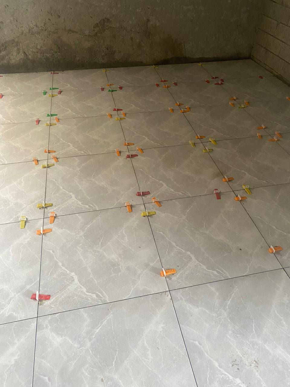 السلام عليكم
اسطئ سيراميك شغل درجه اولى شرط
جداري كوبنات مرمر
تواصل
***********
