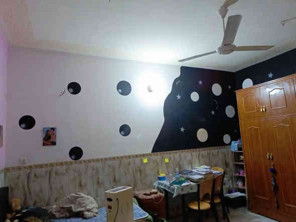 س ع أخوتي الأفاضل بيت للبيع 130متر جبهة5ونصنزال 23ونص حي أور قرب جامع عمار بن ياسر وحسينية المصطفى مجاور أنشائية قيس النجار
يتكون الطابق الأول
 كراج تواليت خارجي
و أستقبال مع ممر (مدخل)
صالة (مطبخ مع صعدة درج)
هول أستراحة (جلسة عائلية )
منور عدد ٢ وغرفة نوم (نظام سويت)
الطابق الثاني 
غرفة نوم عدد٣
غرفة أمامية (نظام سويت) 
صالة
عدد الصحيات(الحمامات) الكلية ٦عدد
البناء صب مسلح عالي عن الشارع ب٣بايات أرتفاع السقف ٣متر و٣٠سنتمتر
بناء حديث 2018
كامل مواصفات التواصل أما خاص إما على الأرقام التالية *********** تحياتي
