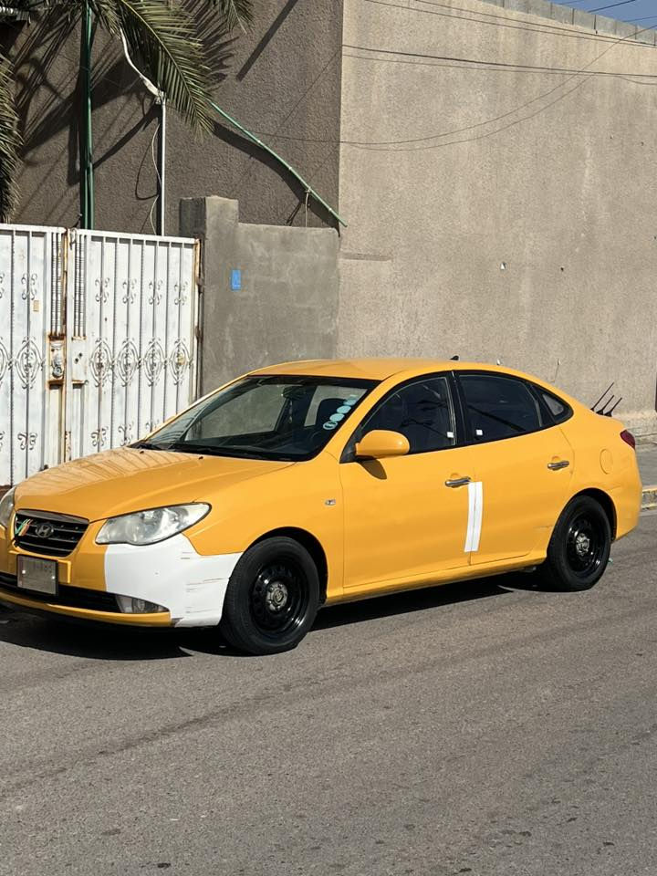 السلام عليكم ادوات ادوات بيع او مراوس
النترا صابونه مديل ٢٠١٠  محرك ١٦٠٠
سيارة جديده جاهزه من كلشي
كفاله كير 
كفاله محرك 
حداديه 
تبريد + تدفئة
تخم تاير 
رقم و سنويه طبق الاصل هم مال النترا 
السيارة جاهزة من كلشي مكان السيارة بصرة 
السعر ٤٢ بي مجال للشراي و الجيتك 
هذا رقمي 
***********
