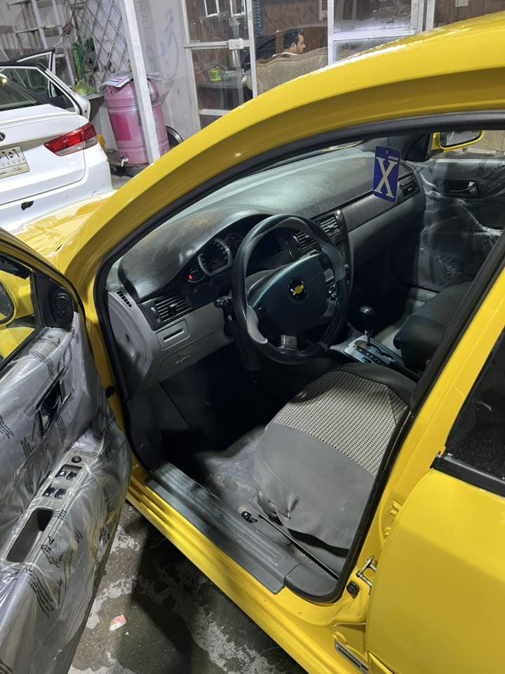 السلام عليكم  للبيع أوبترا ٢٠١١ شركة عامه. معيوده سياره   كير مكينه مال حاويه بيه جدد  . صدر تخم تابر. تبريد. سياره جهازه تكسي للشارع. رقم بغداد دولي جديد  بسم صديقي جيراني.   السعر ٧٦ وبيه مجال.  بغداد م الصدر  ***********
