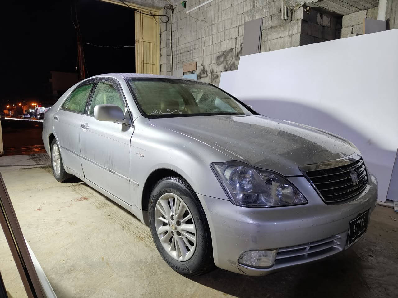 شاهینە بڕاوە  ۲۰۰۷
۱٨۲
ناوزەرد
۳دوگمە
بەسمە ڕەساسی
شاشە و کامێرە 
مەجموعەی لێگزز
جامی پێش و دوای هەڵگیراوە
 دەعم ولێدراو
سەقف و کەڤەر بەشەرت
سعر ٤٨ گەڵا
*********** 
شوێن پیرەمەگرون
