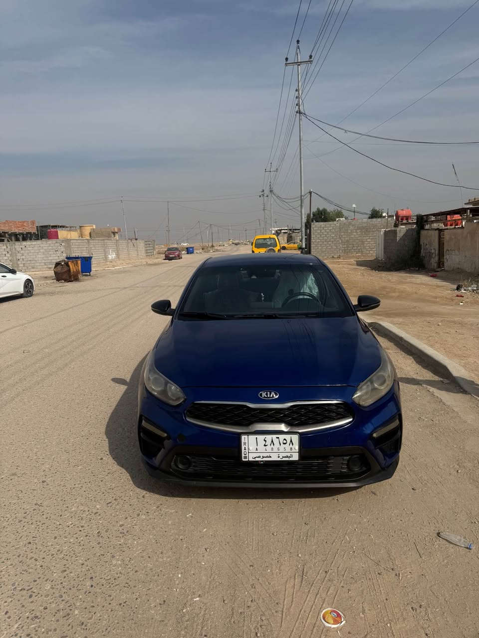 السلام عليكم 
كيا فورتي موديل 2021 جيتي لاين معوقين بصره وكاله عامه. 
حادثها قطعه وحده فقط بنيد وبيها بارد مكانين او 3. كلش خفيف . كيرها At. مكينه 2000 دوش مفتوحه اثر كازكيت فقط. السياره ماشيه 49 mi. 
السعر 125$ وبيه مجال بسيط. 
للاستفسار اكثر اتصال 
***********. 
العنوان البصره شط العرب.  التنومه. البصرة, العراق
