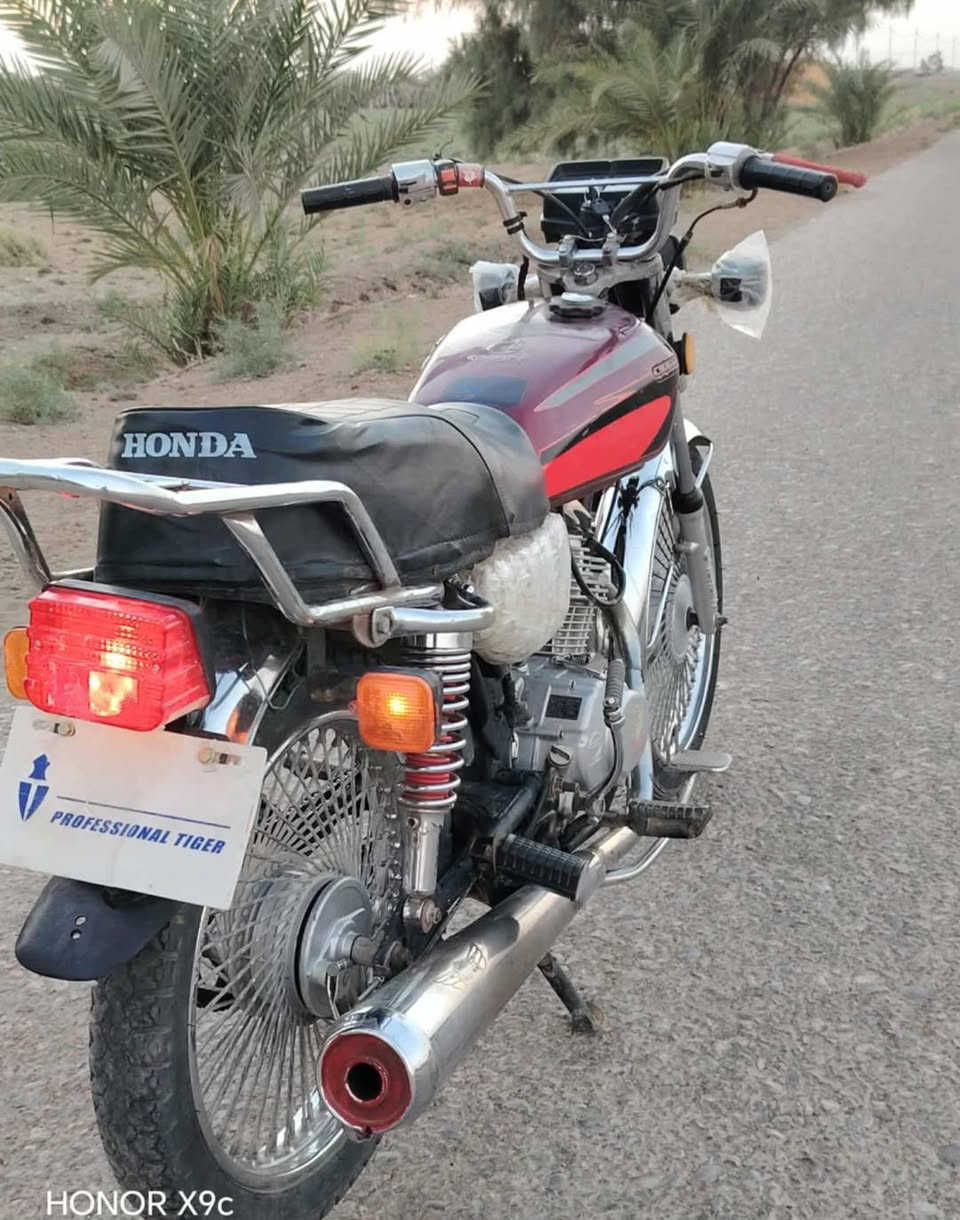 سلام عليكم دراجه تايكر البيع موديل 22 دراجه نضيفه محرك خير من الله ***********واتساب وباقي التفاصيل خاص
