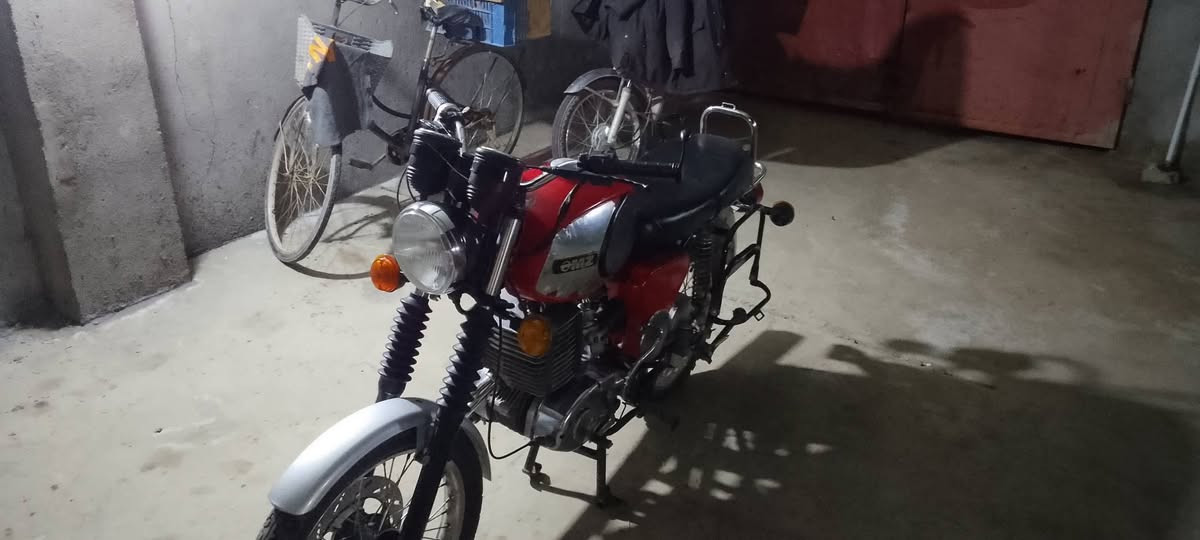 السلام عليكم دراجه واحد وثمانين للبيع سايس ميتين تعمير جديد لحيم فقط جوه اكشن واحد وميه وبيها مجال المكان فلوجه ***********
