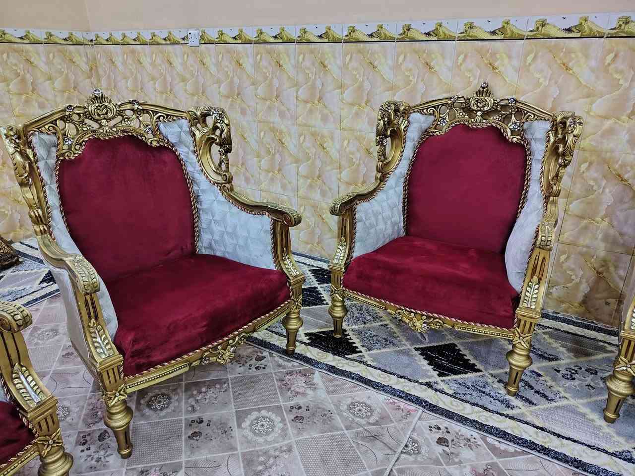 تخم للبيع ملكي زان مصري كلش نضيف 10 مقاعد السعر450 وبي مجال العنوان كربلاء سيف سعد يوجد توصيل داخل كربلاء الستفسار ***********
