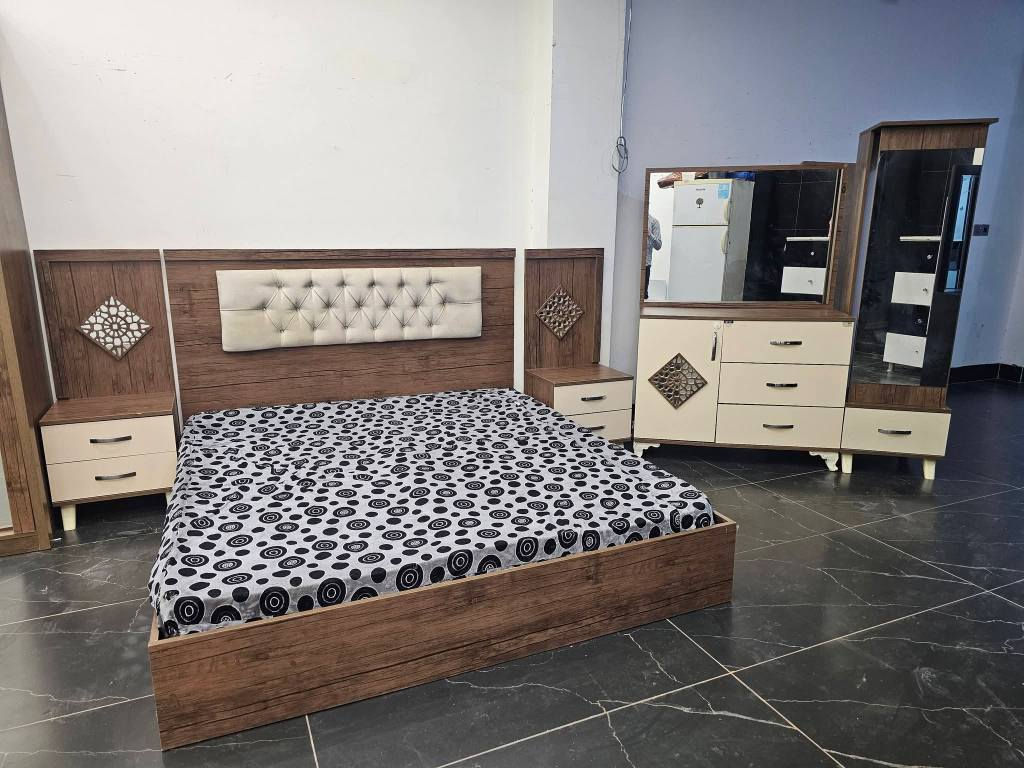 غرفه النوم للبيع درجه اولى شرط النظافه 100% غرفه كامل حلوه سعرها مناسب رقم اي استفسار يراسل صفحه او يخابر على رقم *********** كركوك, العراق
