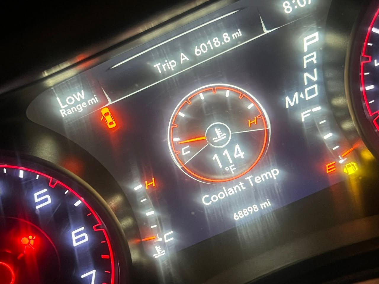 السلام عليكم RT موديل ١٩ رقم بغداد معوقين بعد ٤ اشهر صير حره مكانها بغداد المعوق يسوي وكاله ويحول وموجود مكينه كير صدر تبريد تمام وايت بدي منظومه غاز اصليه السونر مرفق وياها ***********
