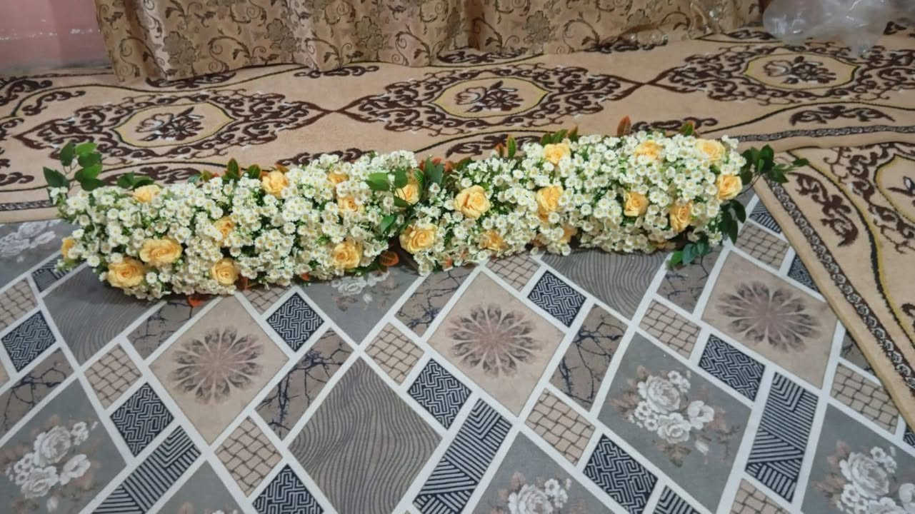 السلام عليكم ورد ٦ متر جديد غير مستخدم شغل سلكون مضبوط السعر المطلوب ٥٠ للمتر الواحد
٣٠٠ الف كلهم الي يريد هم موجودات


**إذا كنت صاحب هذا الإعلان وتريد حذفه لأي سبب، رجاءا أرسل رسالة إلى الدعم الفني**