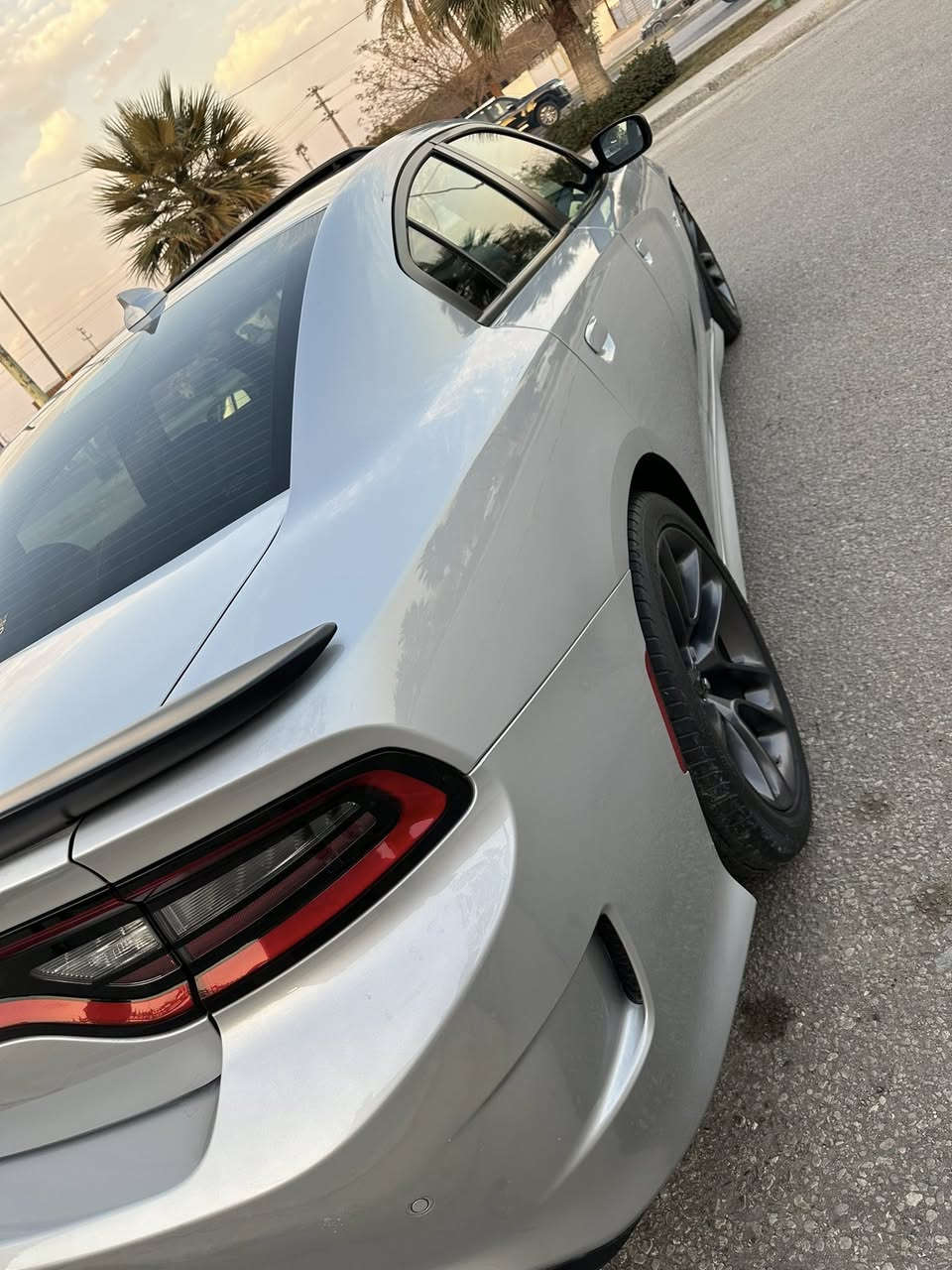 السلام عليكم جارجر سكات باك موديل 2023 بيهه فقط باب خلفي وربع لينيد كلير سياره ماشيه 27الف فول مواصفات للبيع او لمراوس سعر 260 عنواني كربلاء
***********
