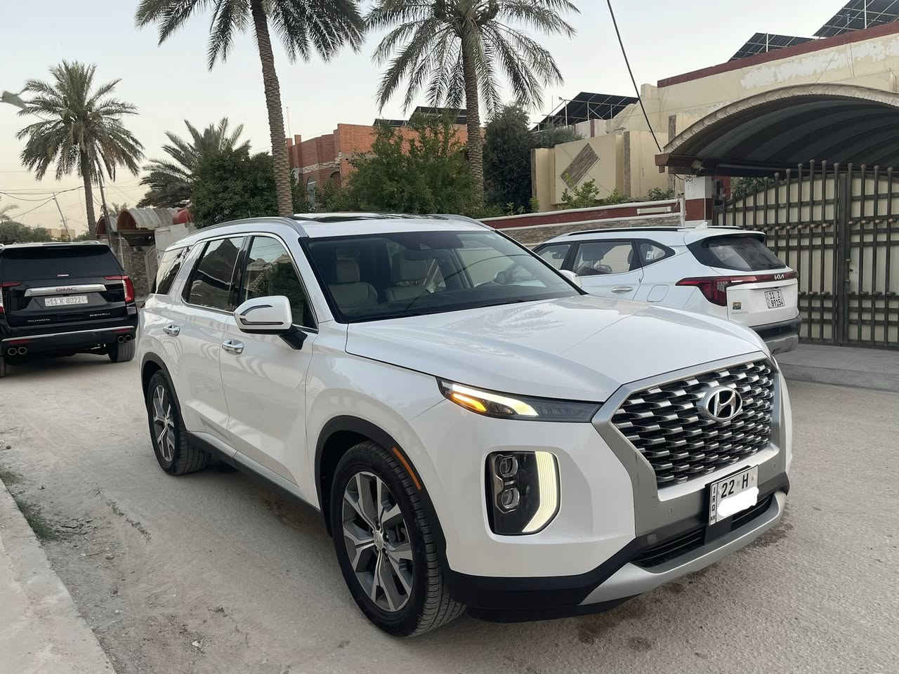 سلام عليكم
هونداي بلسايد  موديل 2021 فول سلايت روف فتحه سقف رقم شمالي اربيل شرط التحويل او وكالة 

بجم السياره كبس شركه ضرر بسيط بابين بدون ايربالك فقط البرده صور الضرر مرفقة بدون دواخل مواصفات فتحة سقف رادار امامي قيادة الذاتية مغادرة المسار رادار جانبي 

وخلفي حساسات مع حساسات امامية داخل رصاصي المرغوب 

كشنات كهربائية بردات جانبية شحن الهاتف لاسلكي 

بصمة تشغيل وابواب جنطة شفط كهربائي 

تشغيل عن بعد كامرات اضوية ترحيب باليدات

عادي  قتصادي سبورت 

حجم المحرك 3800 مكفول

اطفاء ذاتي في الازدحامات ارضية جلد 

خزن الكشن السايق  7  راكب VIP منفصل 

فتحة سقف تبريد 3 قطع

تدفئ كشنات امامي وخلفي وبالستيرن

تحكم الكشنات الخلفيه كهربائية 

باب الجنطه كهربائي ويل كب حجم 20 السيارة جديدة جداً

مابيها اي نقص جاهزة من كلشي 

السعر 240 للاستفسار ***********
