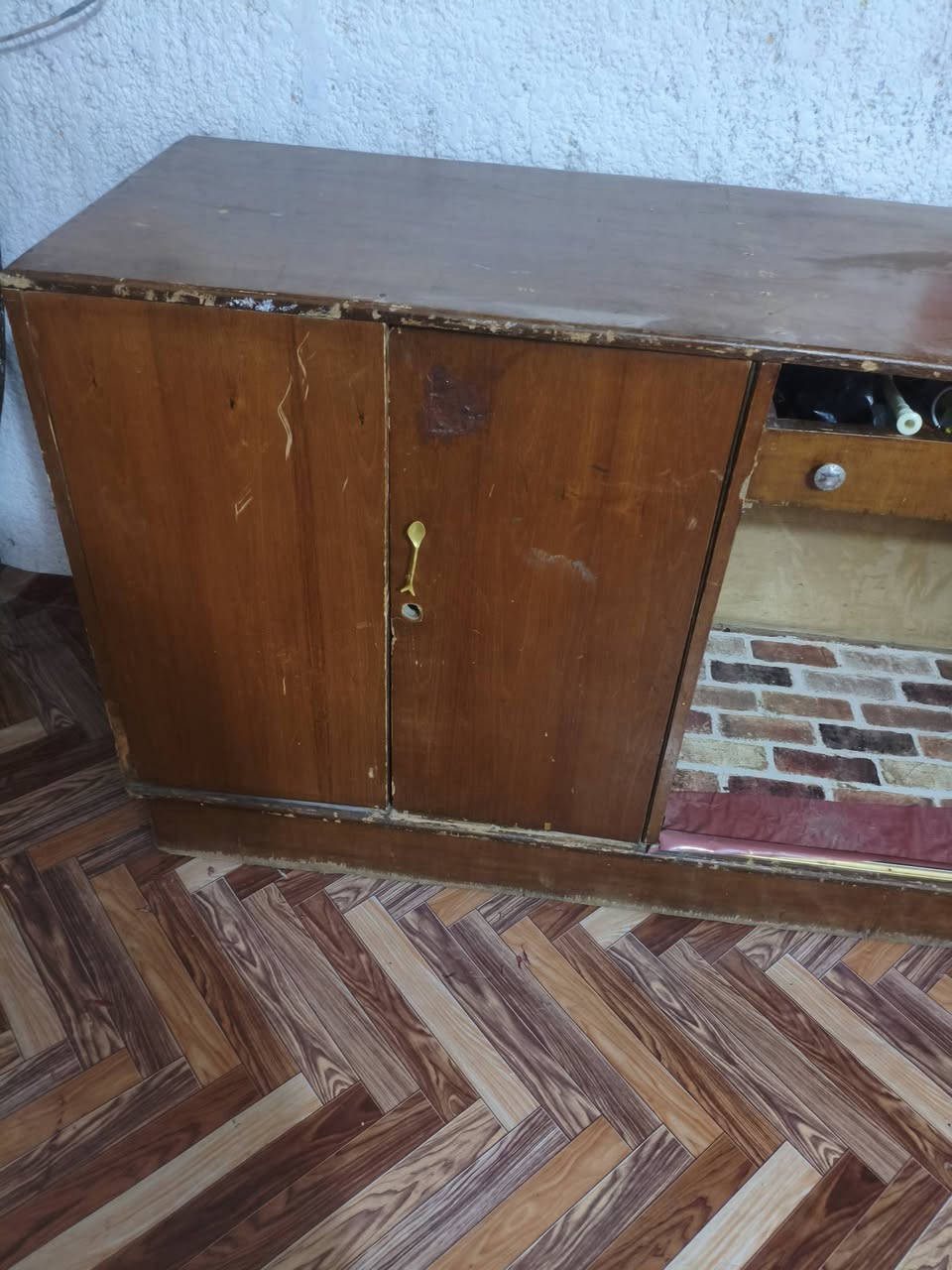 السلام عليكم بوفية (مترين ونص) للبيع بسعر 80 الف وبيها مجال العنوان بغداد المحمودية حي المرتضى


**إذا كنت صاحب هذا الإعلان وتريد حذفه لأي سبب، رجاءا أرسل رسالة إلى الدعم الفني**