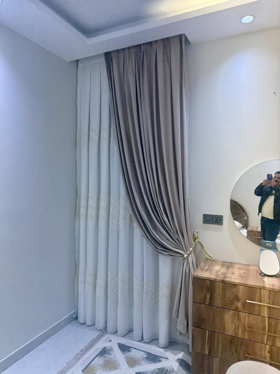 🌏معرض ومعمل عالم النجارة🌍        
                         🪵من اعمالنا  )            🪓
    
🪚تركي نجارة 🛏  غرف نوم تركية نجارةتسكام 👩‍❤️‍💋‍👨 
ابواب تركيه 🧍غرف شبابيه🧍‍♂️🍽  مطابخ تركية نجارة🎂         
مطابخ اللمنيوم 🖼رفوف تركية نجارة🗄
🪟غرف نجارة صاج تسكام 🚪ابواب صاج 🚪       🪟چراچيب🪟        ابواب برادت                    
📝ضمان 5 سنوات  🔖   

     يوسف / ابوشمس 
☎️للاستفسار :*********** وتساب او اتصال
     ب ادارة / يوسف / ابوشمس 

🌻📲 رابط صفحة معمل عالم النجارة 👇🧭
https://www.facebook.com/black.hawk633

🧭العنوان : كوت /الخاجيه / شارع القزويني /قرب مجمع الكرار / مجاور سيد نبيل ابو الاسماك
📍الموقع 👇لوكيشن👇الخاجية
 https://maps.google.com/?
q=32.528866,45.804348
