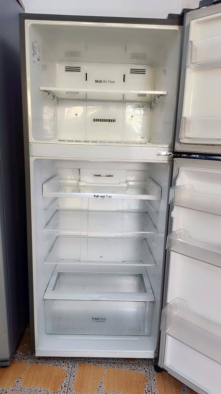 ثلاجه ماركه الجي LG خوشناو الاصلي حجم 16 قدم ماطور انفيرتر نظافه ممتازه جداً ضمان فحص 10 ايام شرط التبريد والتجميد السعر 200 الف نهائي الشراي يتفضل خاص


**إذا كنت صاحب هذا الإعلان وتريد حذفه لأي سبب، رجاءا أرسل رسالة إلى الدعم الفني**