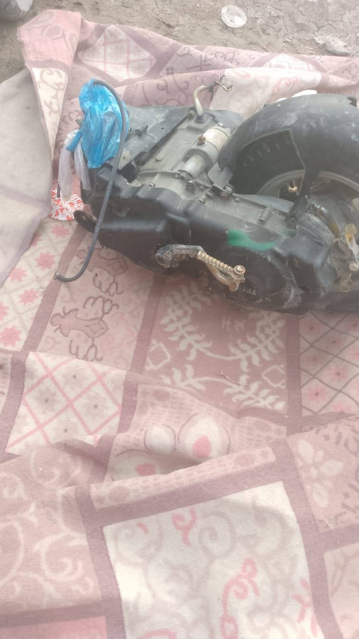 مكينه فراشه باله لوز لوز شرط لا مفتوحه ولا مجفته سعر 250 وبيه مجال لطيبين عمي تفوكم والله البصره ابو الخصيب رقم ***********
