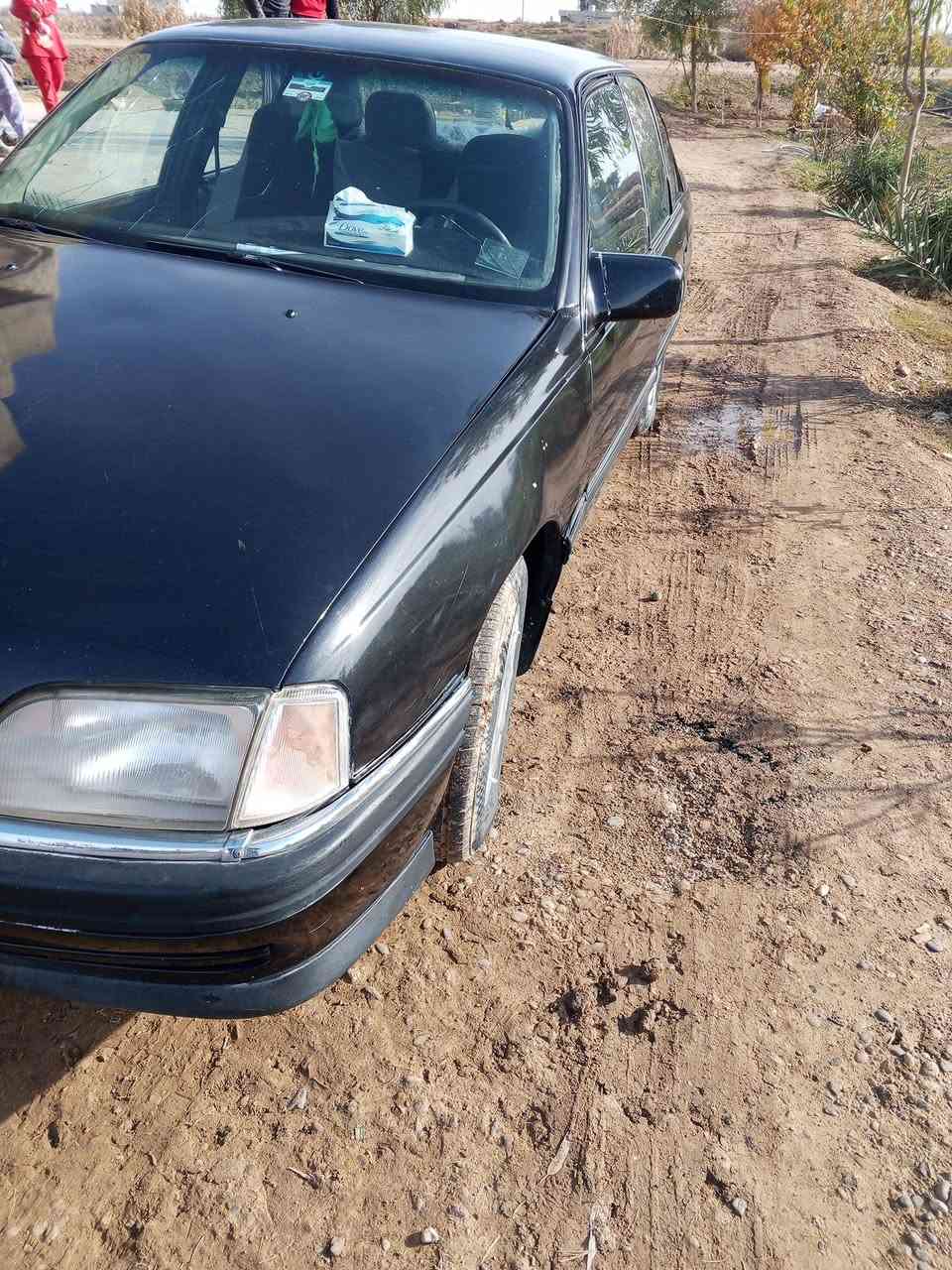 اوميكة موديل 91رقم كركوك كير تايرات كابون بنزين محرك صدر اكسل كلة شرط مكفول السعر30رقم موبايل ***********
