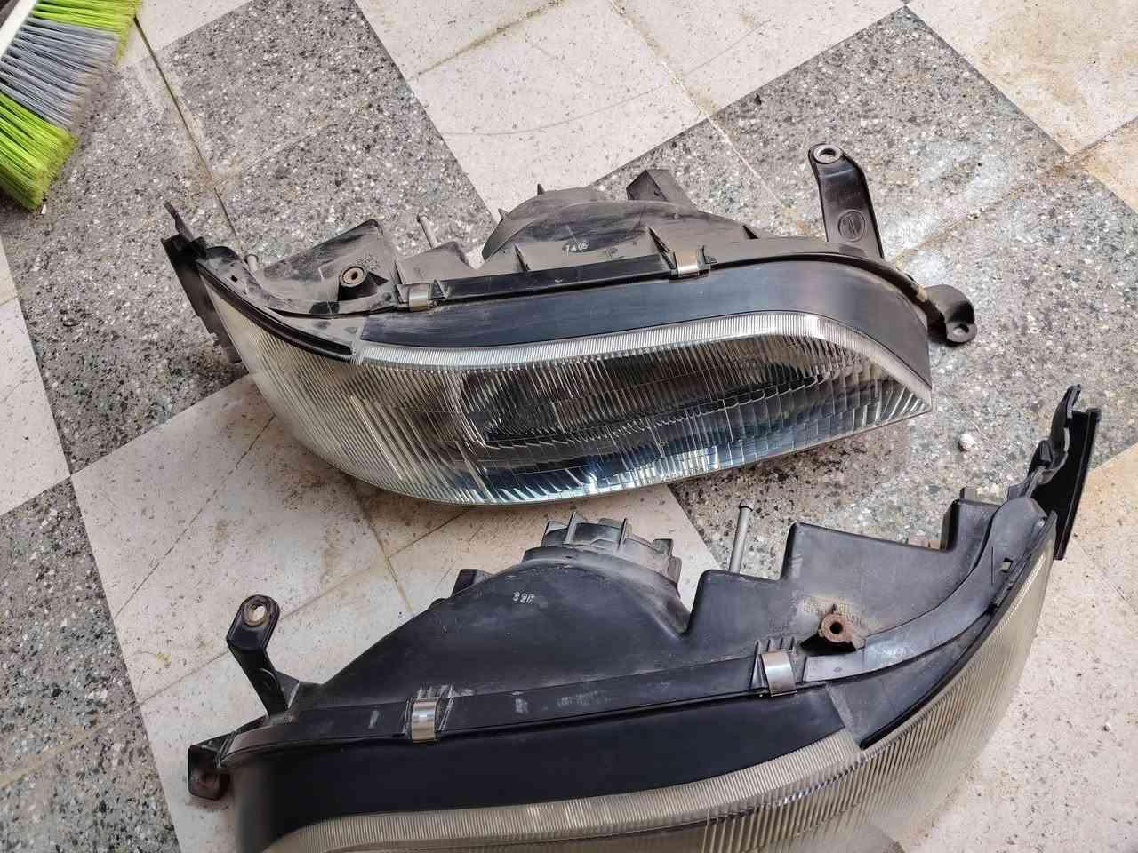 سلام عليكم لايتات مارك نفخ حاويه للبيع ب١٥٠قفل العنون نجف ***********
