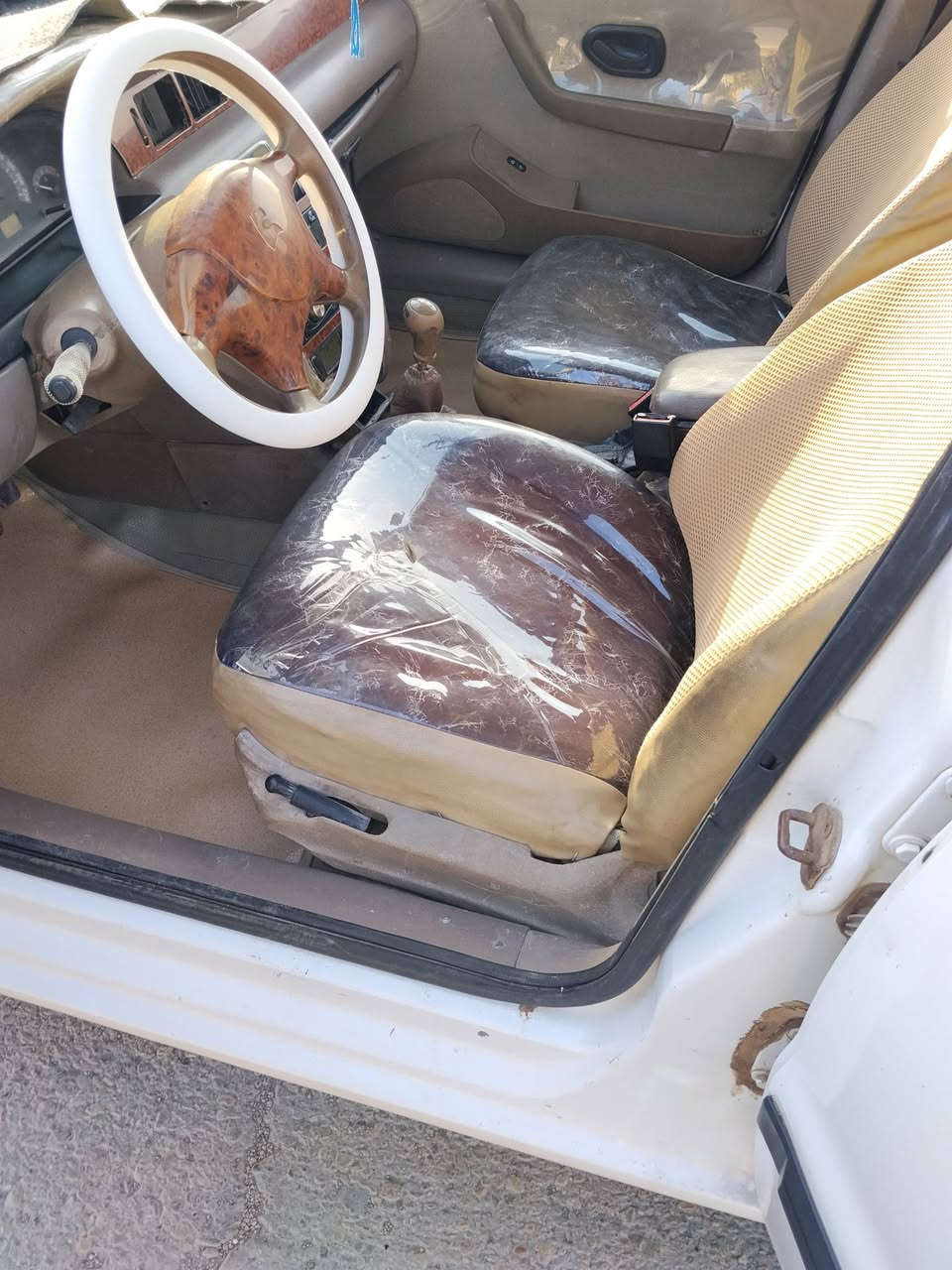 اسلام عليكم سمند مديل 12بيهي بارد بجاملغ الخلفي شبر اولبقيه مكفول من كلشي مكينه كير حداديه تبريد كلهي شغاله مكاني واسط مركز المدينه الشراي يتصل ***********
