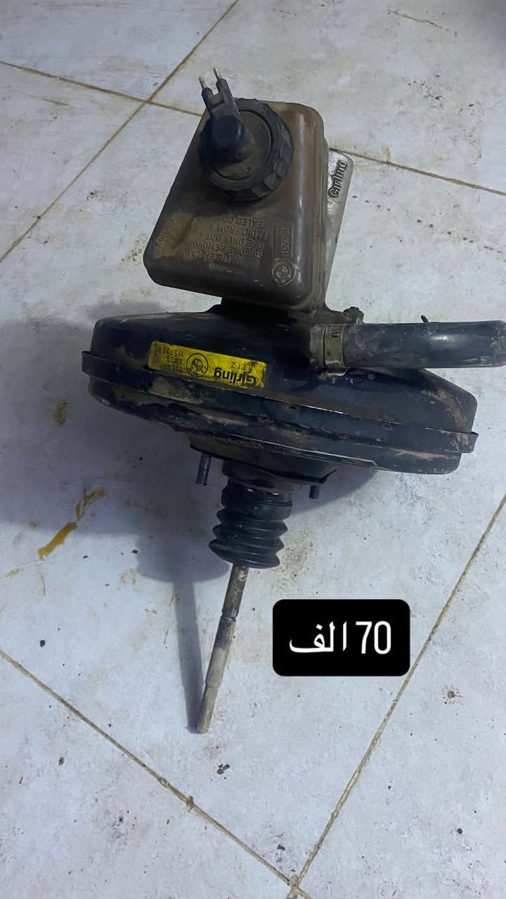 غراض بي ام 500 
العنوان موصل جانب الايمن ***********
