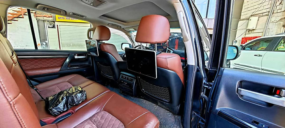 السلام عليكم من رخصت الادمن المحترم للبيع مونيكا GXR/2020 بيها كم قطعه صبغ ابيع احزام سياره خير من الله جير مكينه صدر سياره جديده رقم اربيل تحويل ثاني يوم  ***********}السعر 431بي مجال
