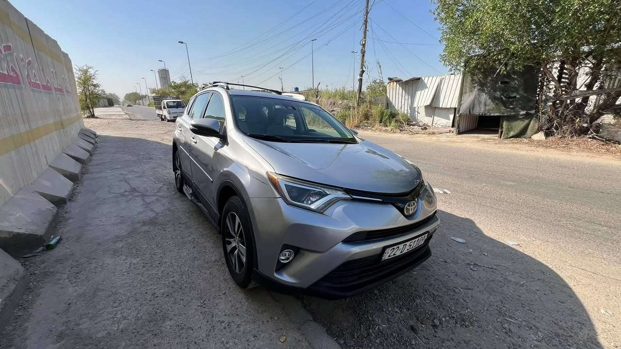 السلام عليكم
RAV 4
للبيع 
موديل 18
اللون نفطي
الفئه xle فول 
فتحة بانوراما 
المواصفات
رادار امامي
توقف ذاتي
فور ويل دبل اكسل
قياده شبه ذاتيه
تحديد مسار
السياره ماشيه 115 الف
رقمها اربيل الجديد
 
السعر 170
بغداد زيونة
 

***********
