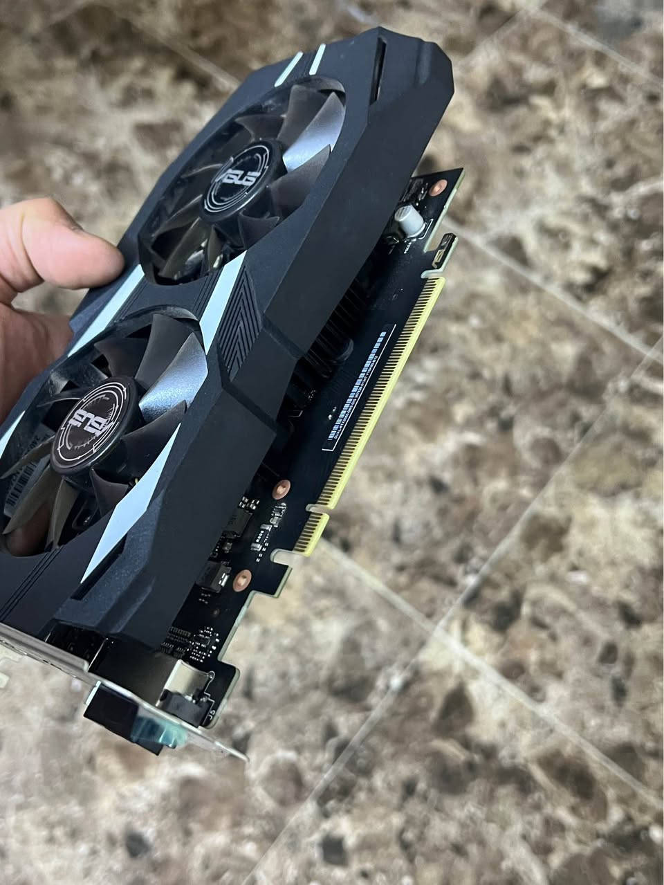 بيع او مراوس مع كرت اقوى 
*********** 
مكاني الموصل موصل, نينوى
