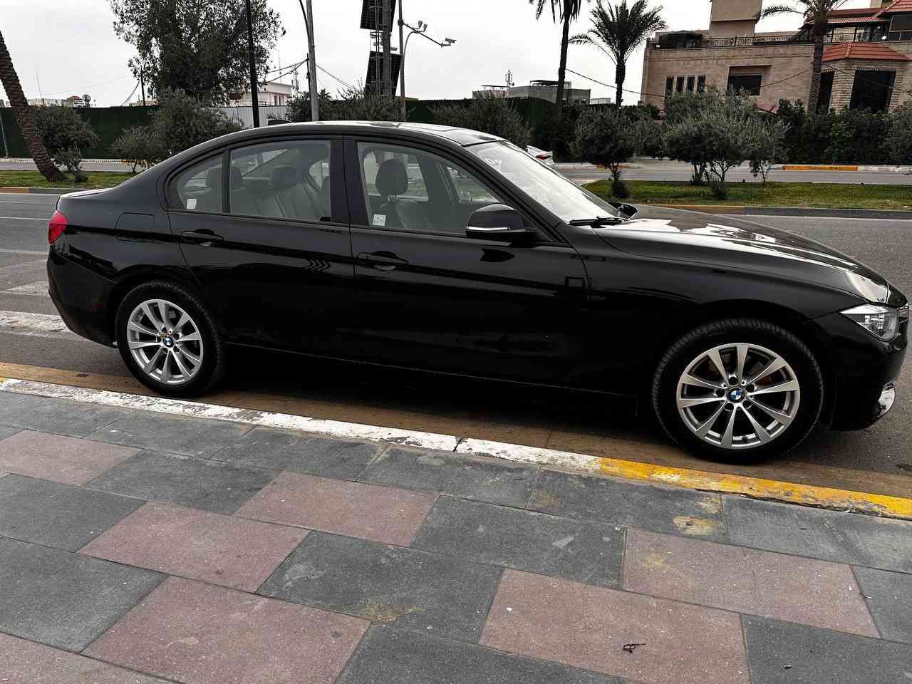 Bmw 320i 2018 xDrive
مكينة 2000 توربو
لد امامي خلفي 
كشنات كهرباء 
سلايد
مري كهرباء
بصمة
حساسات امامي خلفي
كامرة خلفية 
كشنات تدفئة
دفع رباعي
شاشة امامية
ماشية 108 الف ميل
صبغ بيهة جاملغ جهة عكس السايق وبنيد 
وبيهة طخة بل جاملغ جهة السايق وبل باب الخلفي عكس السايق 
كير مكينة كهربائيات مكفول
رقم بغداد 
مكانها بغداد الدورة
***********
السيارة رايدهة ب 165 ورقة وبيهة مجال بسيط
