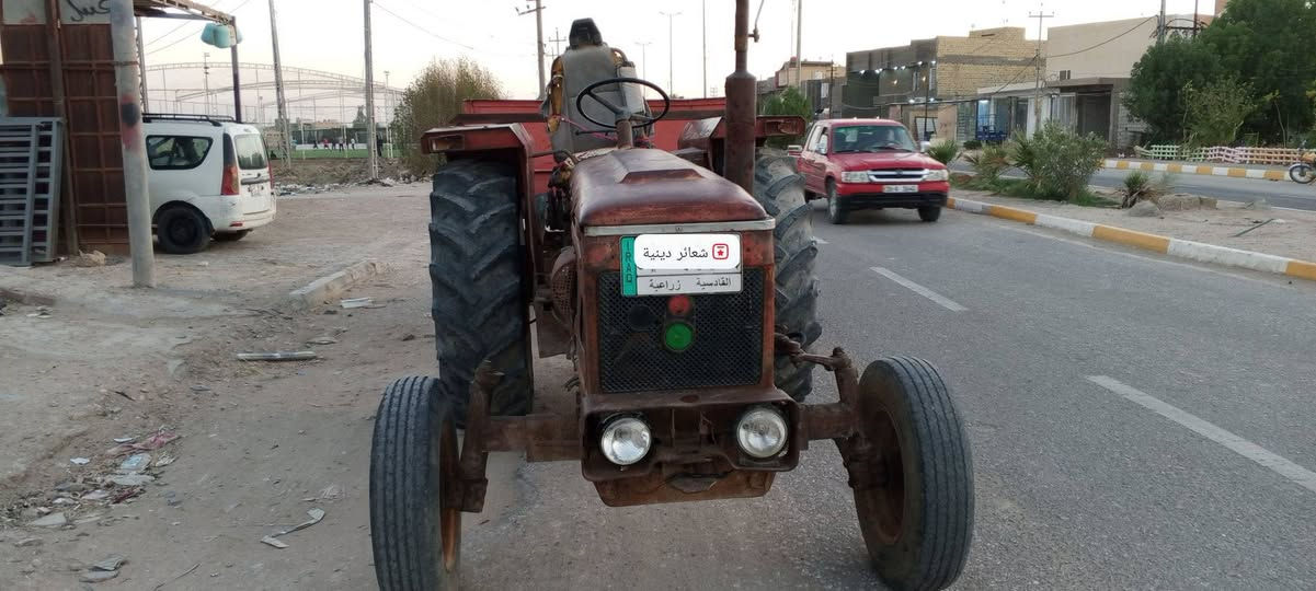 سلام عليكم
كاروبه عنتر موديل 88
نضيفه  مكفوله مع فدان 
شرط امداور  باسمنا
السعر 6ونص بدون عربانه
 الديوانية قضاء الشنافيه 
لاستفسار ***********
