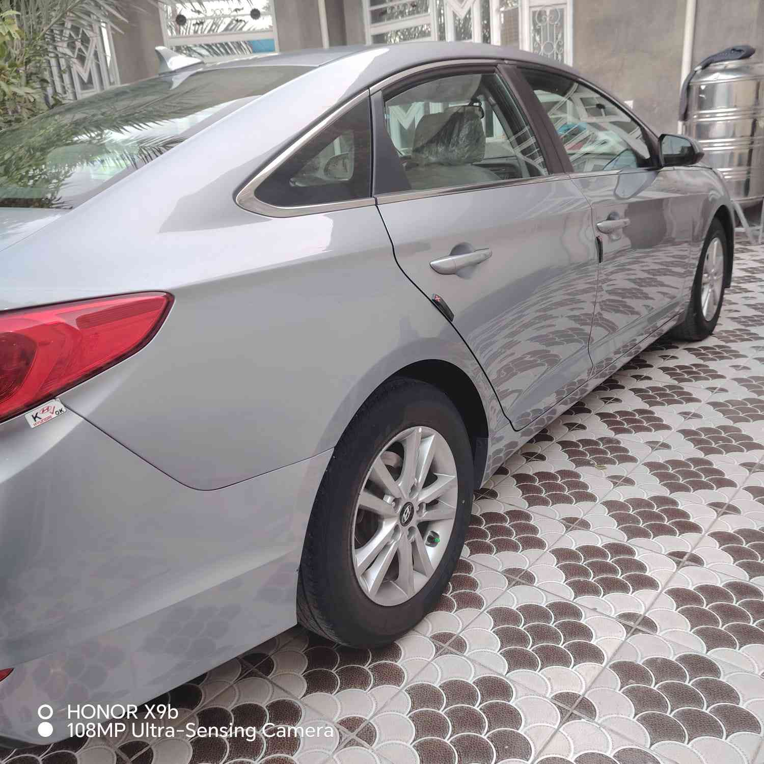 السلام عليكم سوناته 2017 السياره كلين صبغ بدون تبديل چاملغ عكس السايق مكينه وكير كفاله  سعر 138وبيه مجال شي قليل حك الجيه ديالى بلدروز  استفسار اكثر اتصل ***********
ما متواجد عل فيس
