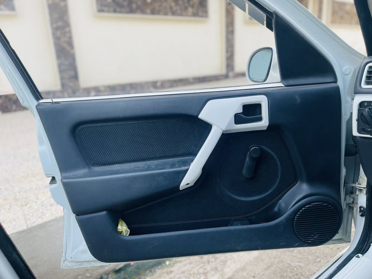 سياره فكترا للبيع موديل 90 كير عادي
فكترا للبيع نظيفه جدا داخل خارج نظيف لون صدفي مصبوغه عام معدله سبورت بلكامل
محرك 20
داخل ابيض

ويل كب/ لايتات زينون  سبورت عدسات / بك لايت سبورت / دعاميه سبورت / تنته 

شاشه 

داخل نضيف الصور كدامكم

عليها غرامه 750$ ينزل من السعر 

رقم سنويه ساقطه وكاله باسمي ايمت ماتريد احمولك سياره نضيفه السعر 55 

عنوان دهوك ***********
