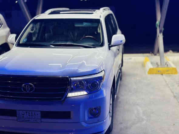 السلام عليكم 

لاندكروز VXR V8 5700))  2012)) ماشي 180

 ( بريم أصلي ) رقم بغداد مواصفات لكزز

مكفولة بيها بارد فقط شبر بنيد وشبر باب السايق 

المواصفات :

فتحه

طفايه

مري شفط

مري قلاب

كامره خلفية

حساسات

بلوتوث

ثلاجة

ايكو

كشن  السايق كهربائي  3 حركات 
 

تقفيل جام
 

بصمات ابواب 

8 ايرباكات

ثلاث قطع تبريد

دوسات ليزريه 

زراكات لايت

 ملاحضة / الشراي يجي يشوف السيارة ويقتنع وعيوني اله والي ما عاجبته يترك كلمة طيبة واني الممنون وتحياتي للجميع الاخوة

للاستفسار على الرقم : ‭***********
