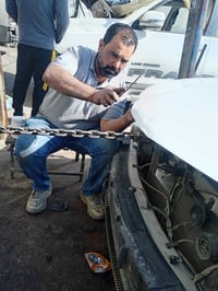 سمكرة وصبغ الأخوين بجميع انواع السيارات الحديثه بادارة ابو حيدر المياح...