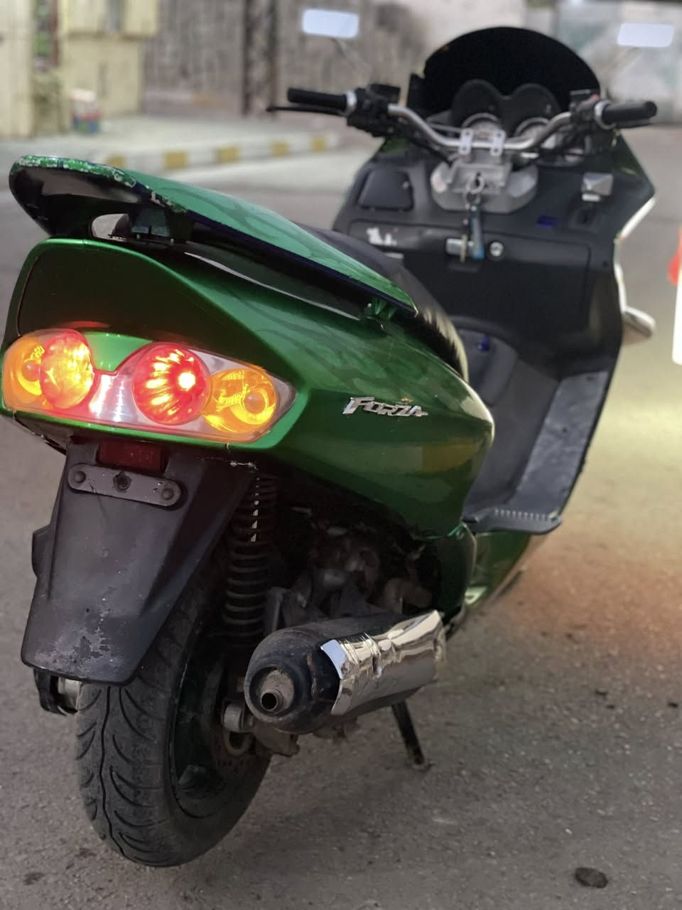 سلام عليكم شباب دراجه فورصه صفر 6اي نقص مابيه كهربائيات كله شغاله اوراق كامله سعر900وبيه مجال حك جيه مكاني بغداد الحسينيه الراشديه شراي يجي خاص هاذ رقمي بي وتساب ***********
