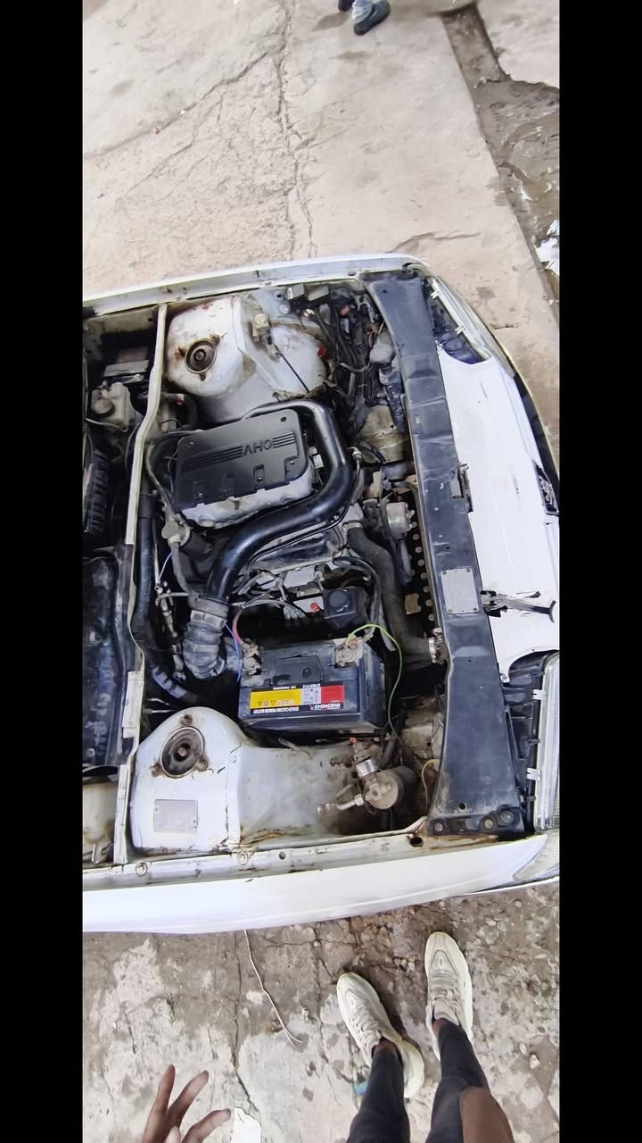 السلام عليكم بيجو روا موديل 9سياره جاهزه  كبل لشارع ربع مذب عليه مكينه كير حداديه  تخم تاير  غرفه جديده سعر 26وبيه مجال قليل   رقم هاتف***********
