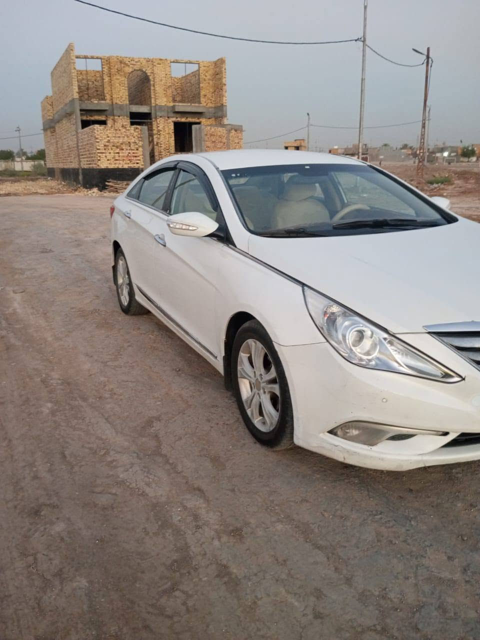 سوناتا موديل 2011 خليجي مكينة 4 سلندر 2400 دوش بيه صبغ بل الجاملغ الامامي والاهلاليات الخلفيه بدون داخل وبدون ضربه رقم شمالي تريد تحويل أو وكاله مكينة وكير وحدادية وتبريد مكفولات بيع مستعجل السعر 86  الاتصال على الرقم *********** العنوان بابل غير متواجد على الفيس
