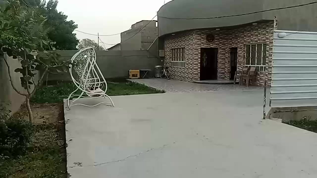 السلام عليكم دونم ونص للبيع شاطية
يحتوي على حديقتين امامية وبيت طابقين 250 متر يحتوي على 5 غرف نوم وهول  كعدة للعائلة وصالة واستقبال ومطبخ و 4 حمامات البستان مزروعة نخل وحمضيات ويوجد مسبح قيد الانشاء العنوان الزعفرانية نهاية الاربع شوارع شارع مخبز المجتبى خلف السدة  اكرر البستان شاطئية قرار. 117 

للاستفسار  الاتصال على الارقام التالية 

*********** واتساب واتصال

***********  تلكرام واتصال
