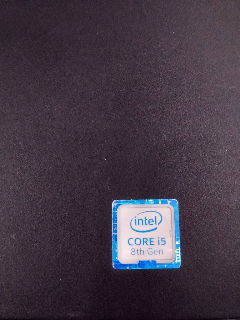 لابتوب للبيع  للالعاب والبرامج نحيف 
⚙️ مواصفات اللابتوب (Dell Latitude 3590):
 المعالج (Processor): Core i5 - الجيل الثامن.
 الذاكرة العشوائية (RAM): 8 جيجا.
 سعة التخزين (Storage): SSD 256 جيجا (سرعة فائقة).
كارت الشاشه حجم : 4 جيجا  نوع انتل UHD
صحة البطارية : EXCELLENT 
نظافة اللابتوب :  95 بالمية 
 حجم الشاشة: 15 إنش.
🔌 المنافذ المتوفرة باللابتوب:
 منفذ الشاحن الأصلي من Dell.
 منفذ Type-C + منفذ LAN للإنترنت.
 منفذ HDMI للشاشات + منفذين USB.
 منفذ ذاكرة (RAM) + منفذ سماعات AUX.
 💰 السعر: 225.000 وبيها مجال للشراية  

📞رقم الهاتف والواتساب: ***********
📍 العنوان: ميسان - حي الخليج - قرب الملعب. عمارة, ميسان
